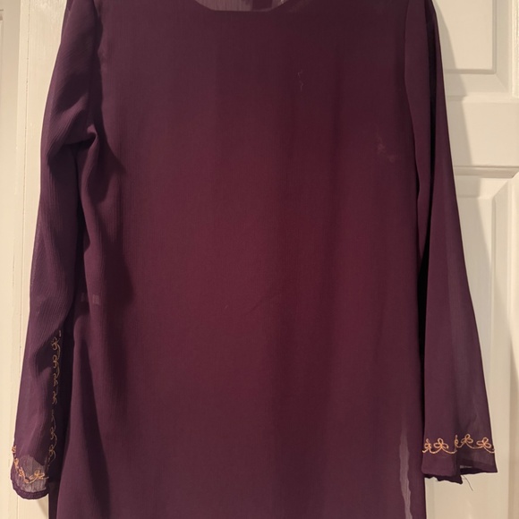 Burgundy floral embroidered long sleeve top - Picture 2 of 5